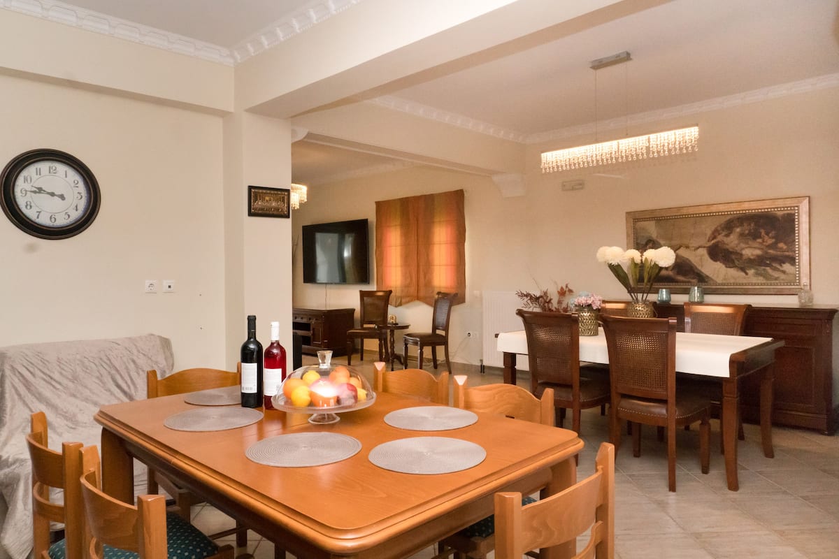 panos taverna restaurant laganas grill house food 